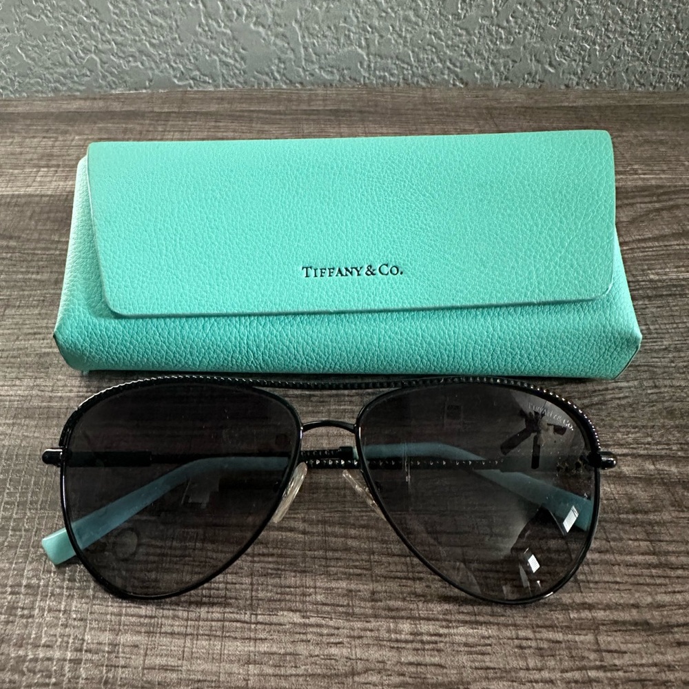 Tiffany & Co. Black Aviator Sunglasses TF3062 6007/3C 57◻️13 140